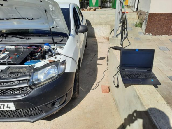 Dacia Logan transformată în automobil 100% electric. Proiect inedit dezvoltat de o echipă de trei moldoveni